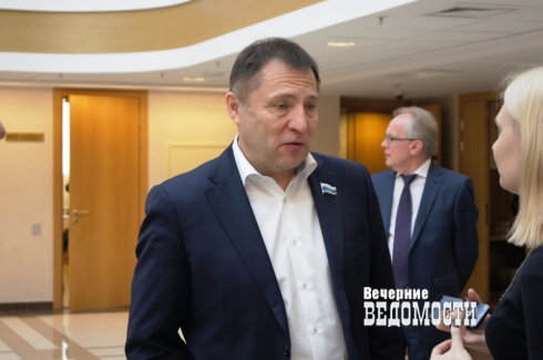Свердловские депутаты утвердили новую схему избирательных округов