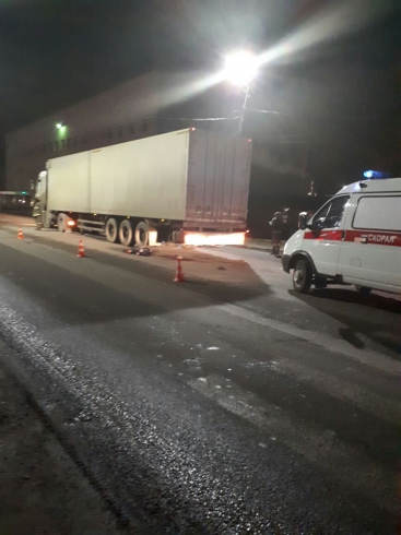 В Серове две женщины погибли под колесами фуры