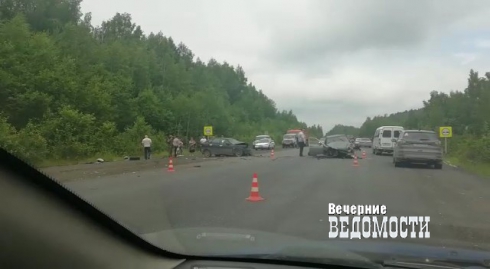 На Серовском тракте произошло массовое ДТП (ФОТО, ВИДЕО)