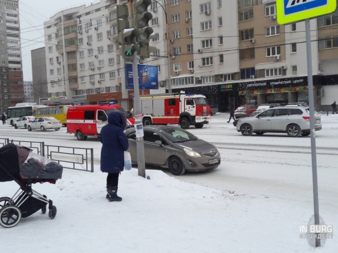 У Южного автовокзала столкнулись два автобуса. Пострадали шесть человек