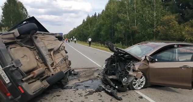 На Среднем Урале произошло страшное ДТП: есть погибший и пострадавшие