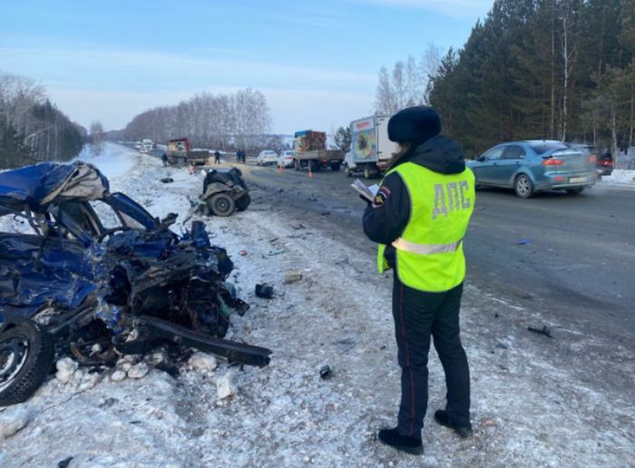 В жутком ДТП на трассе Екатеринбург – Курган погибла девушка